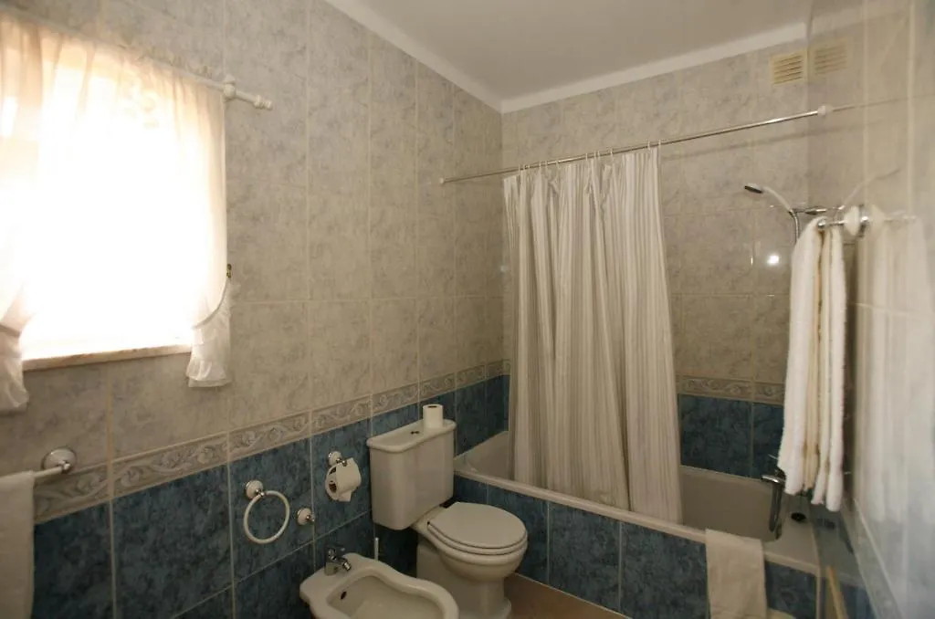 Apartamentos Coral Do Vau Portimão Aparthotel